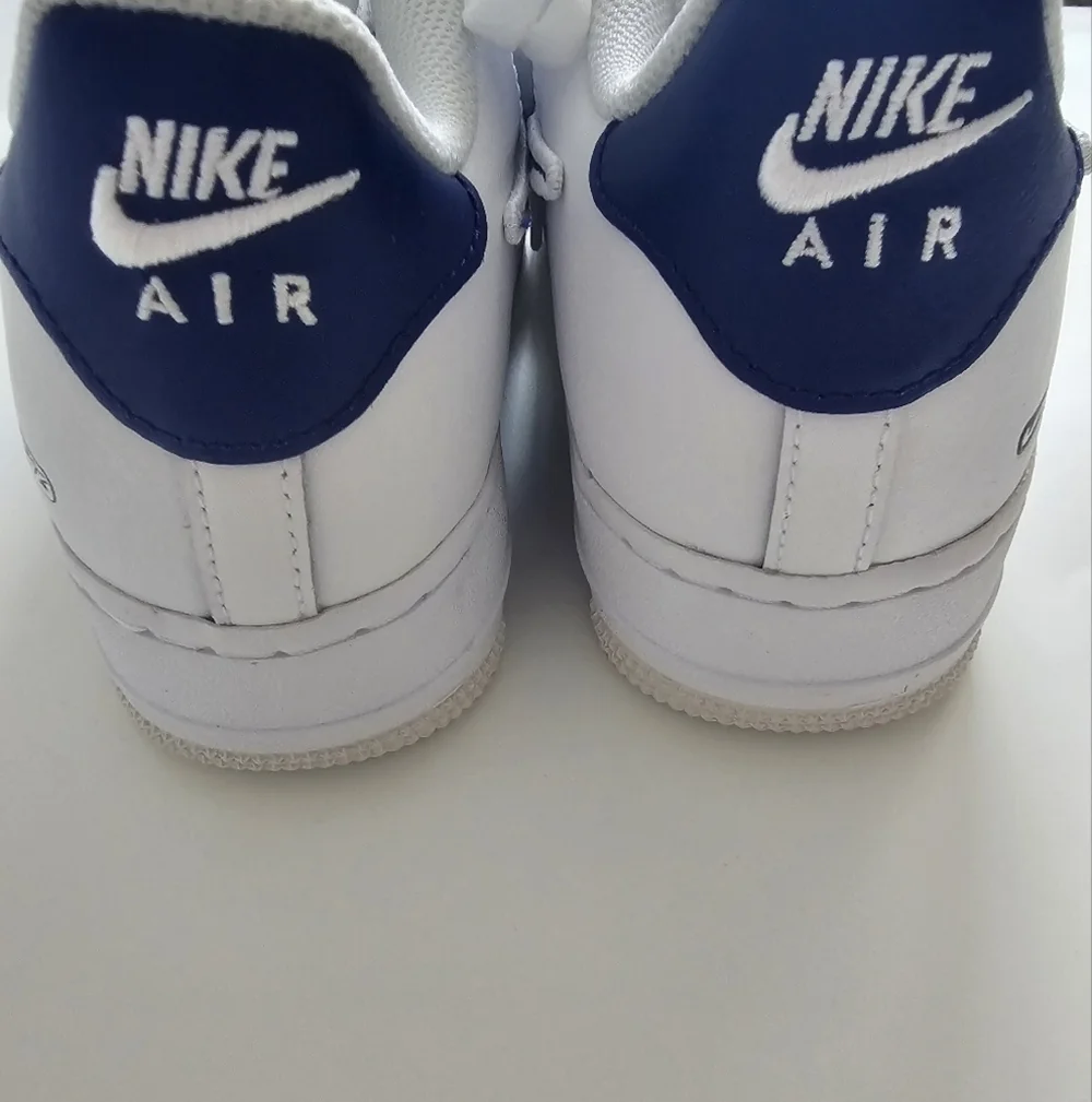 Nike Air Force 1 LV8
